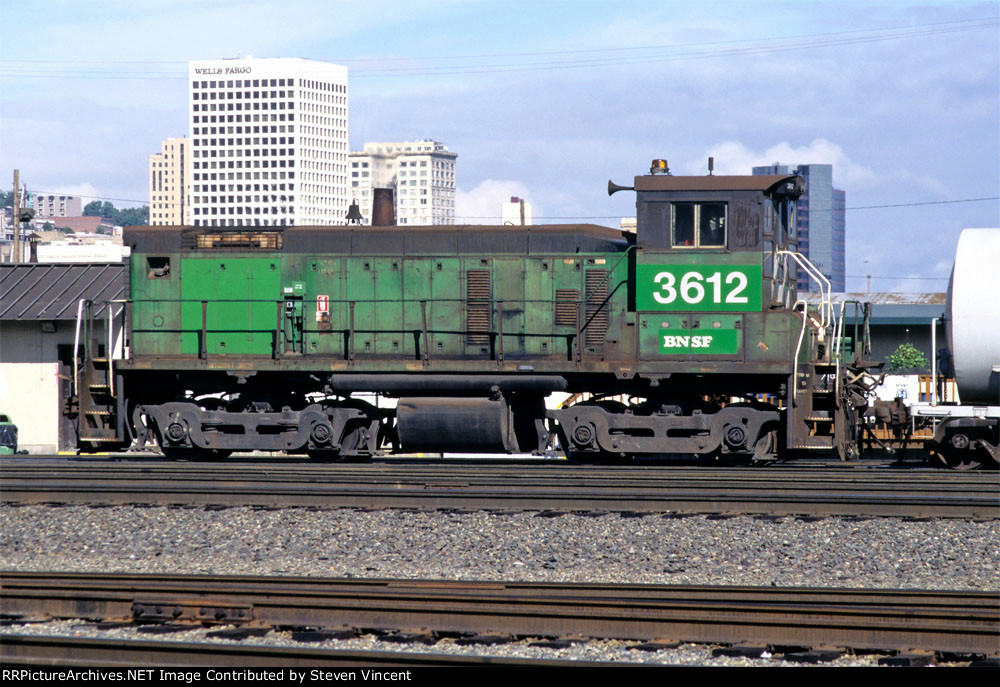 BNSF SW1000 #3612